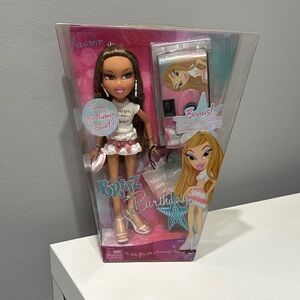 Bratz 2006 Birthday Yasmin Action Figure Fashion Doll Collection Model Toy